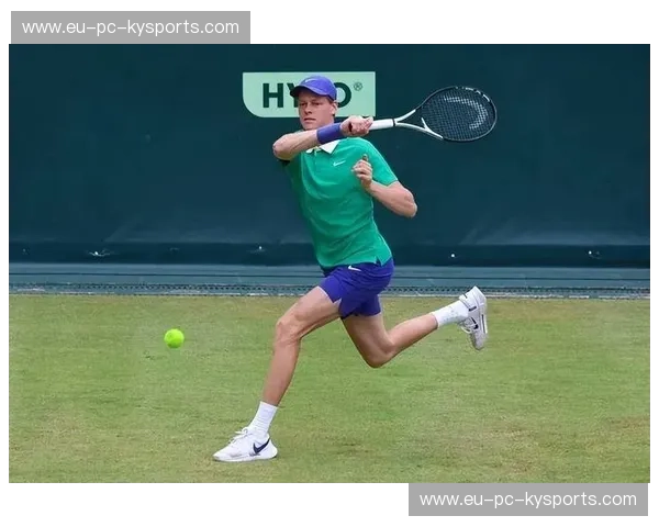 网球球鞋选择:从贴合到场地的胜势之路 网球球鞋选择:从贴合到场地的胜势之路